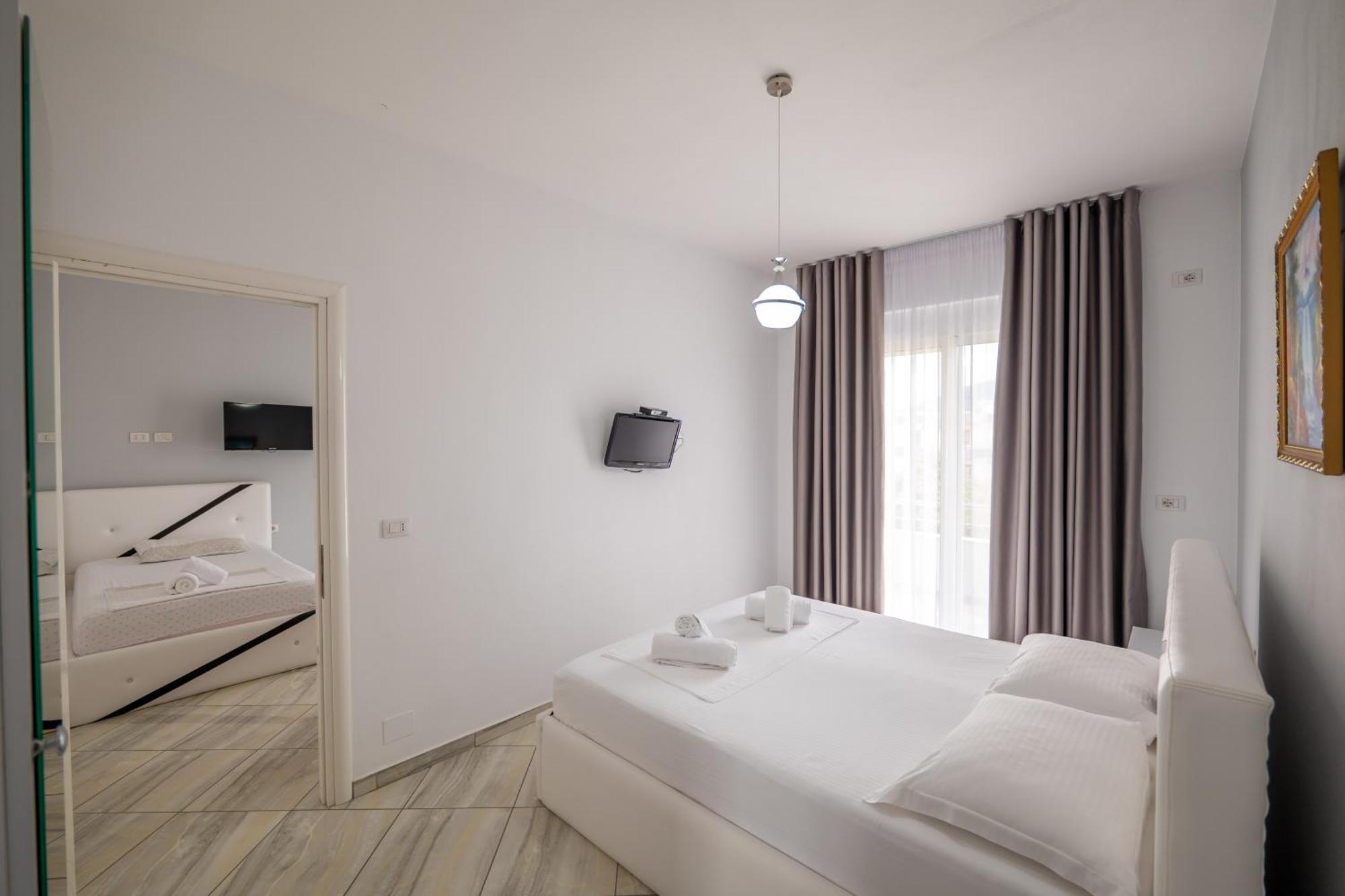 Hotel Artur2 Ksamil Exterior photo